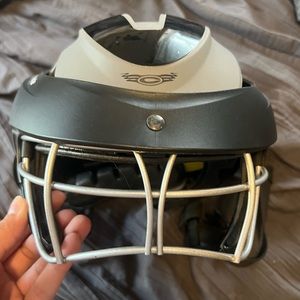 Lacrosse helmet